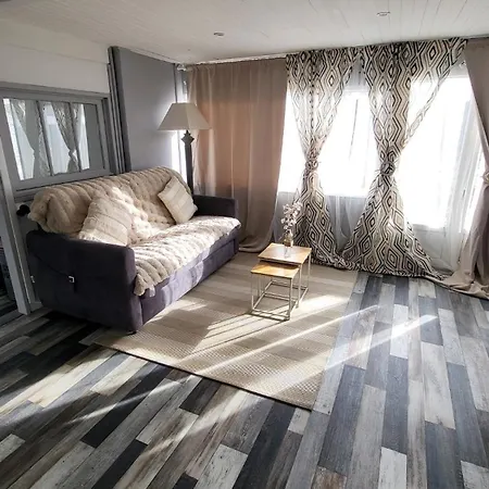 Chalet Шале Saint-Antheme